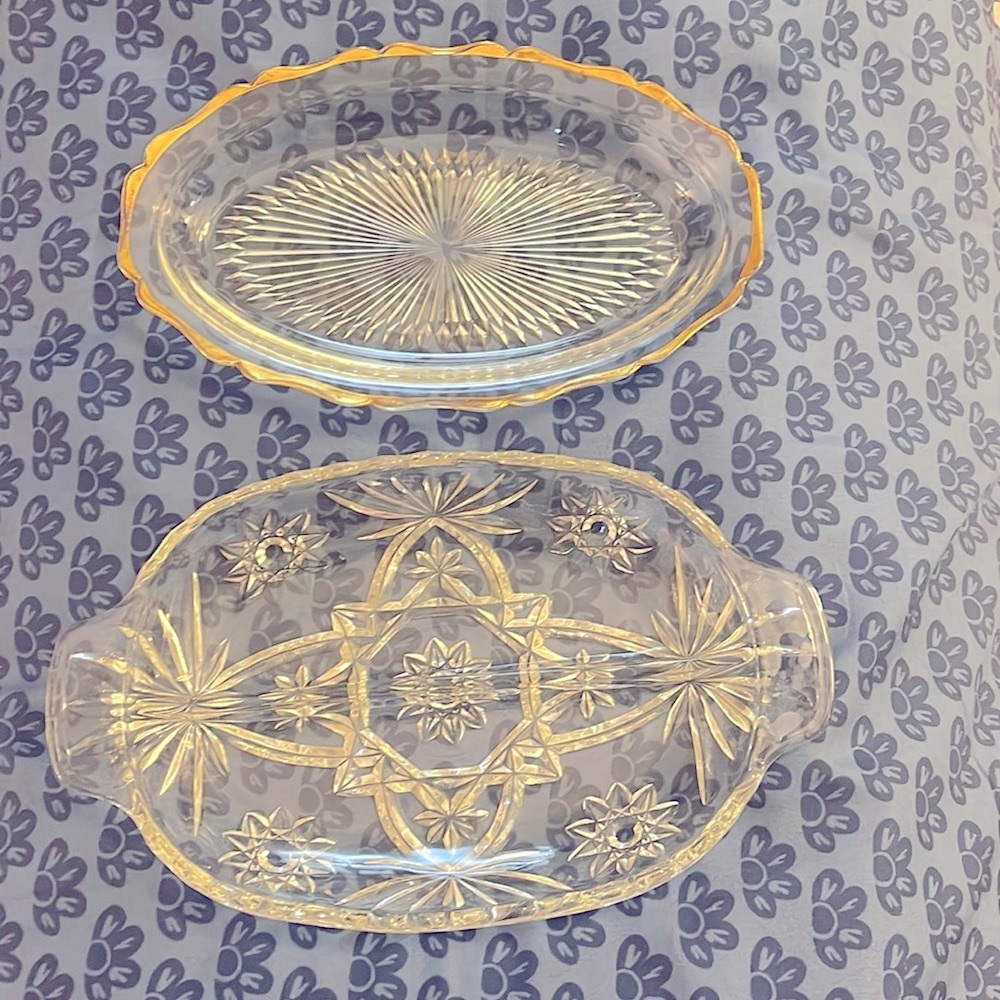 2 candy/mint dishes